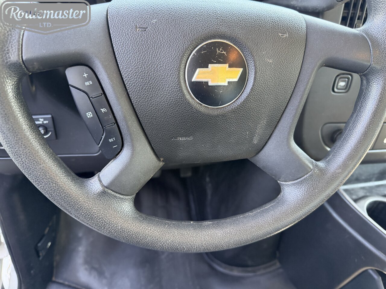 2017 Chevrolet Express 3500 12' Utility - Photo 34 - Mount Joy, PA 17552