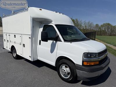 2017 Chevrolet Express 3500 12' Utility - Photo 11 - Mount Joy, PA 17552