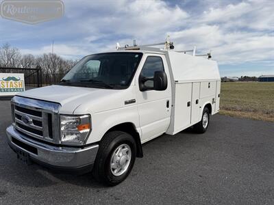 2018 Ford E-Series Van E-350 10' KUV   - Photo 11 - Mount Joy, PA 17552