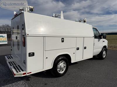 2018 Ford E-Series Van E-350 10' KUV   - Photo 7 - Mount Joy, PA 17552