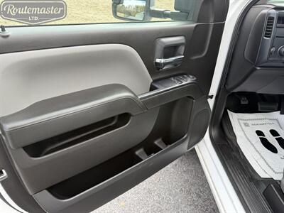 2016 Chevrolet Silverado 3500 12' Utility - Photo 22 - Mount Joy, PA 17552