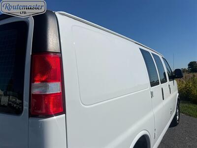 2017 GMC Savana 3500 Cargo   - Photo 19 - Mount Joy, PA 17552