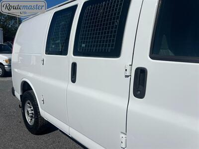 2017 GMC Savana 3500 Cargo   - Photo 14 - Mount Joy, PA 17552
