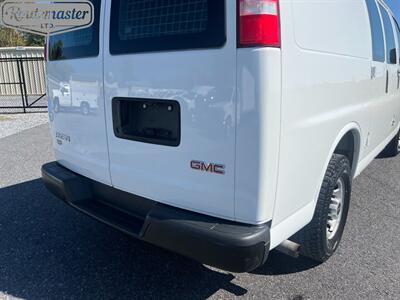 2017 GMC Savana 3500 Cargo   - Photo 17 - Mount Joy, PA 17552