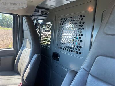 2017 GMC Savana 3500 Cargo   - Photo 24 - Mount Joy, PA 17552