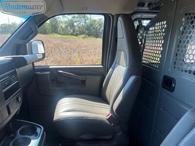 2017 GMC Savana 3500 Cargo   - Photo 23 - Mount Joy, PA 17552