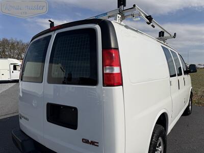 2017 GMC Savana 3500 Cargo   - Photo 11 - Mount Joy, PA 17552