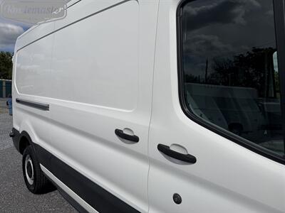 2019 Ford Transit 250 Cargo   - Photo 6 - Mount Joy, PA 17552