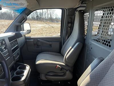 2017 GMC Savana 2500 Cargo   - Photo 18 - Mount Joy, PA 17552