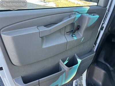 2017 GMC Savana 2500 Cargo   - Photo 14 - Mount Joy, PA 17552