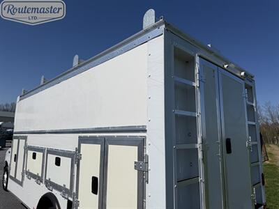 2024 Ford E-Series Van E-450 16' Utility   - Photo 2 - Mount Joy, PA 17552