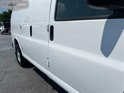 2015 Chevrolet Express 3500 Cargo   - Photo 20 - Mount Joy, PA 17552
