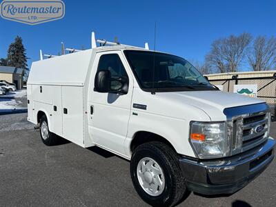 2015 Ford E-Series Van E-350 10' KUV   - Photo 1 - Mount Joy, PA 17552