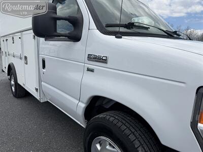 2019 Ford E-Series Van E-350 12' Utility   - Photo 3 - Mount Joy, PA 17552