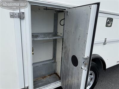 2019 Ford E-Series Van E-350 12' Utility   - Photo 11 - Mount Joy, PA 17552