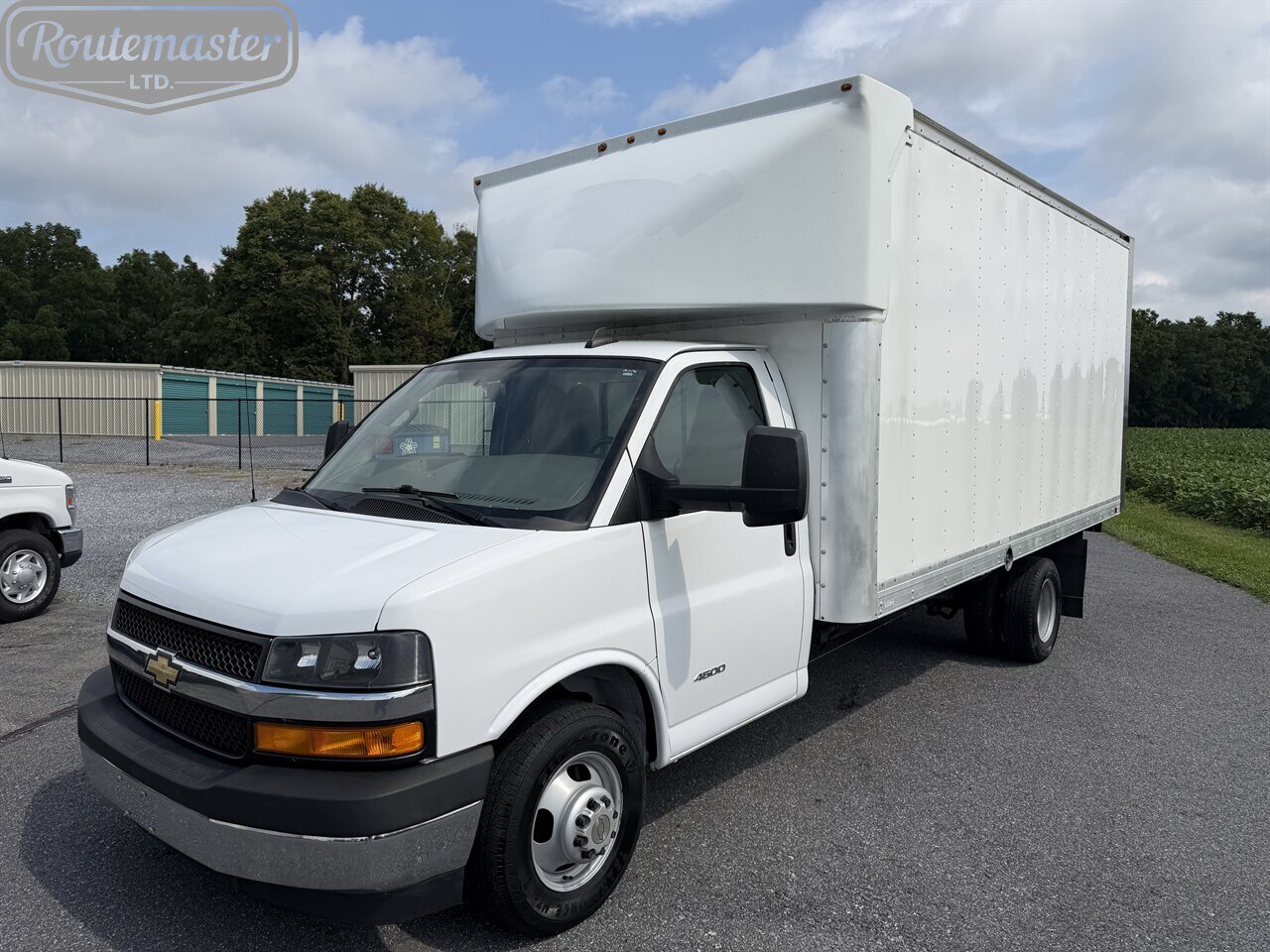 2020 Chevrolet Express 4500 16' Box   - Photo 1 - Mount Joy, PA 17552