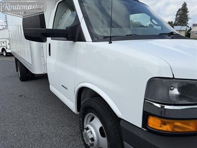 2020 Chevrolet Express 4500 16' Box - Photo 24 - Mount Joy, PA 17552