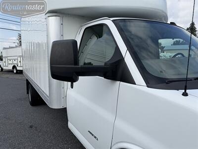 2020 Chevrolet Express 4500 16' Box - Photo 25 - Mount Joy, PA 17552