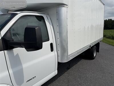 2020 Chevrolet Express 4500 16' Box - Photo 5 - Mount Joy, PA 17552