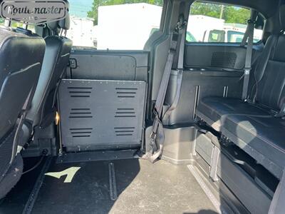 2019 Dodge Grand Caravan GT Handicap   - Photo 14 - Mount Joy, PA 17552