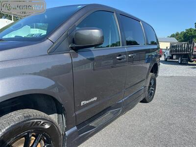 2019 Dodge Grand Caravan GT Handicap   - Photo 5 - Mount Joy, PA 17552