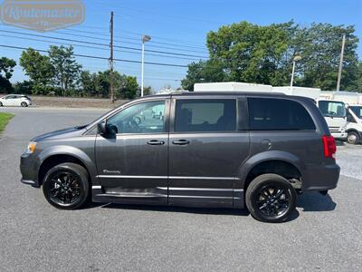 2019 Dodge Grand Caravan GT Handicap   - Photo 6 - Mount Joy, PA 17552