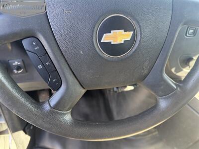 2017 Chevrolet Express 3500 10' Utility   - Photo 29 - Mount Joy, PA 17552