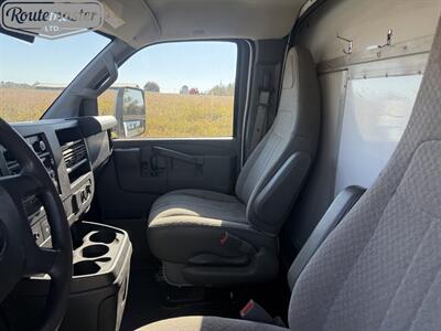 2017 Chevrolet Express 3500 10' Utility   - Photo 27 - Mount Joy, PA 17552