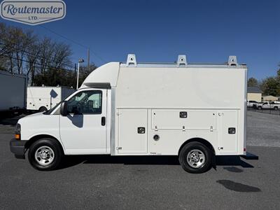 2017 Chevrolet Express 3500 10' Utility   - Photo 2 - Mount Joy, PA 17552