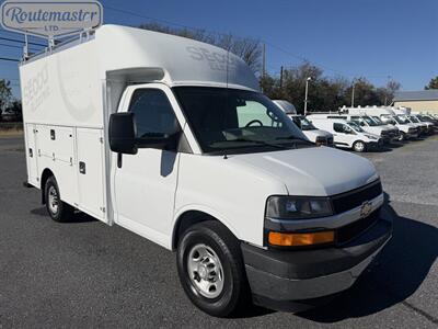 2017 Chevrolet Express 3500 10' Utility   - Photo 11 - Mount Joy, PA 17552