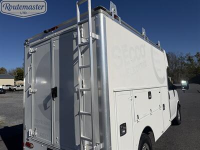 2017 Chevrolet Express 3500 10' Utility   - Photo 21 - Mount Joy, PA 17552