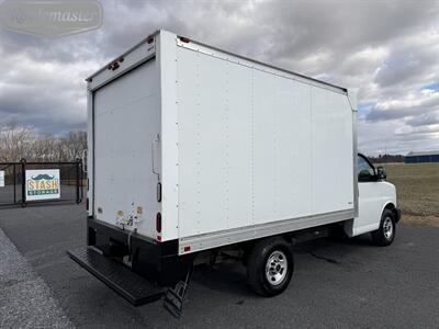 2016 GMC Savana 3500 12' Box   - Photo 3 - Mount Joy, PA 17552