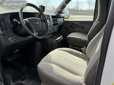 2016 GMC Savana 3500 12' Box   - Photo 9 - Mount Joy, PA 17552