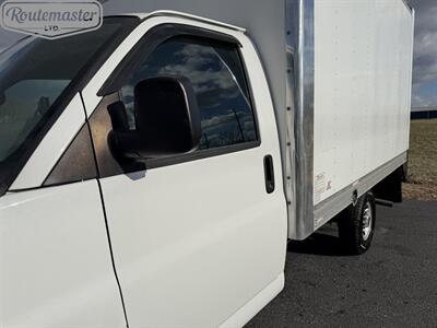 2016 GMC Savana 3500 12' Box   - Photo 21 - Mount Joy, PA 17552