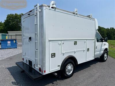 2016 Ford E-Series Van E-350 10' Utility   - Photo 8 - Mount Joy, PA 17552