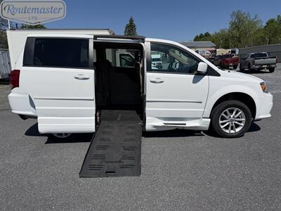 2014 Dodge Grand Caravan Handicap   - Photo 3 - Mount Joy, PA 17552