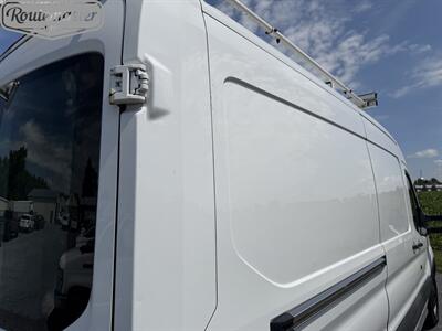 2016 Ford Transit 250 Mid Roof Cargo - Photo 17 - Mount Joy, PA 17552