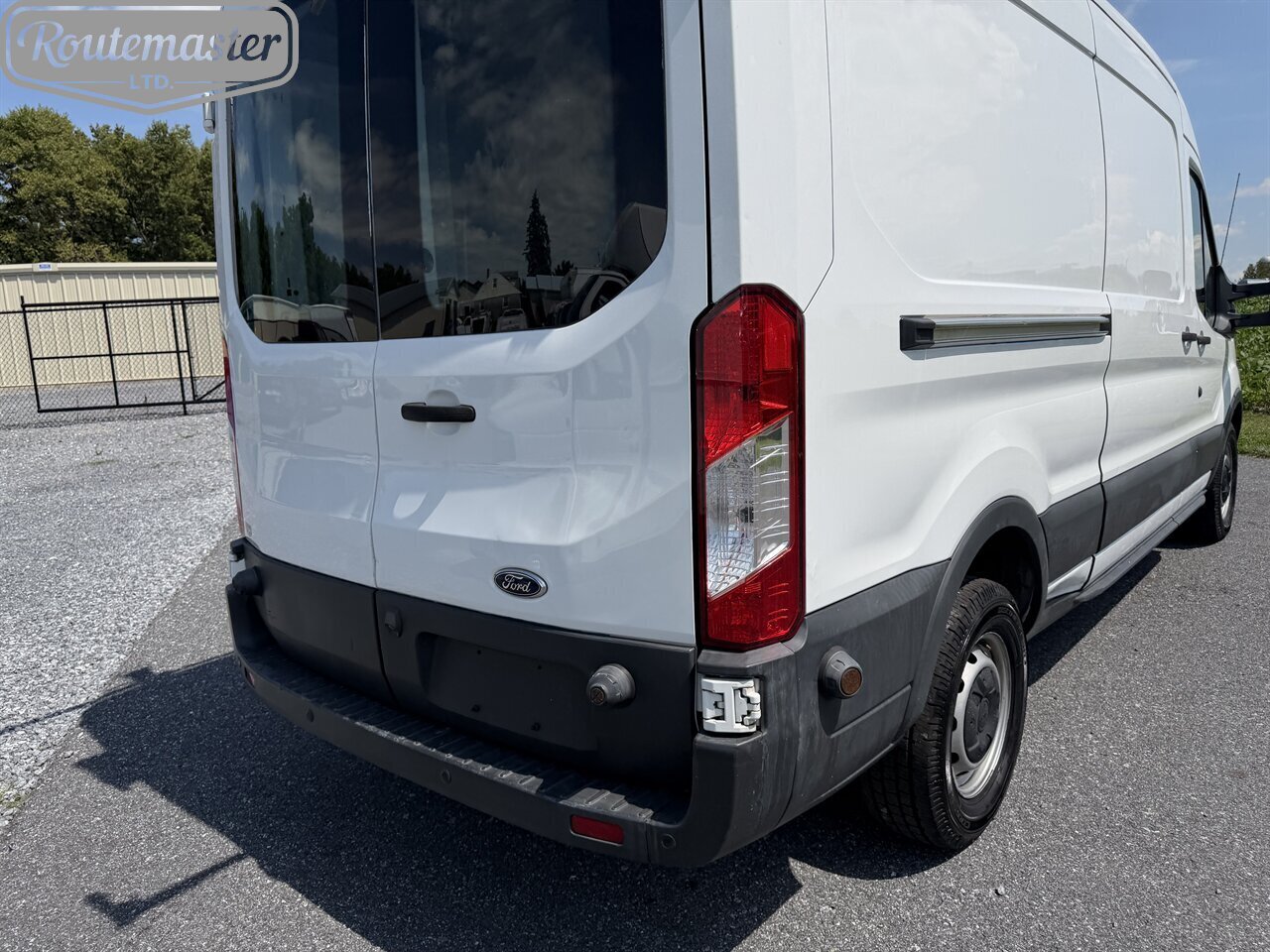 2016 Ford Transit 250 Mid Roof Cargo - Photo 15 - Mount Joy, PA 17552