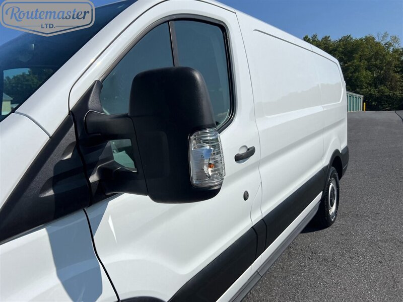 2019 Ford Transit 150 Cargo  