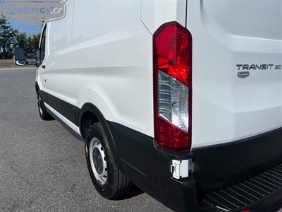 2019 Ford Transit 150 Cargo   - Photo 6 - Mount Joy, PA 17552