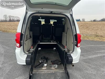 2016 Dodge Grand Caravan Handicap   - Photo 10 - Mount Joy, PA 17552