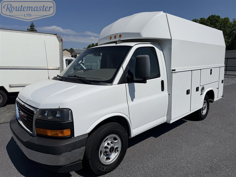 2020 GMC Savana 3500 10' KUV  
