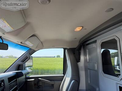 2020 GMC Savana 3500 10' KUV   - Photo 21 - Mount Joy, PA 17552