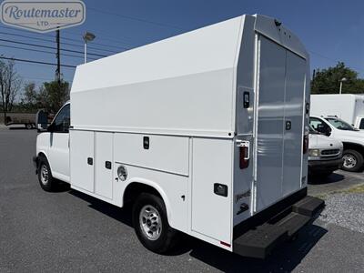 2020 GMC Savana 3500 10' KUV   - Photo 6 - Mount Joy, PA 17552