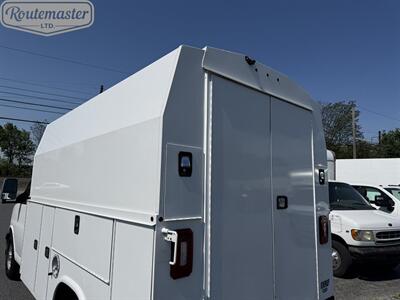 2020 GMC Savana 3500 10' KUV   - Photo 8 - Mount Joy, PA 17552