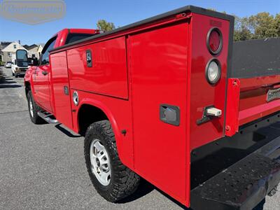 2016 Chevrolet Silverado 2500 8' Open Utility   - Photo 6 - Mount Joy, PA 17552
