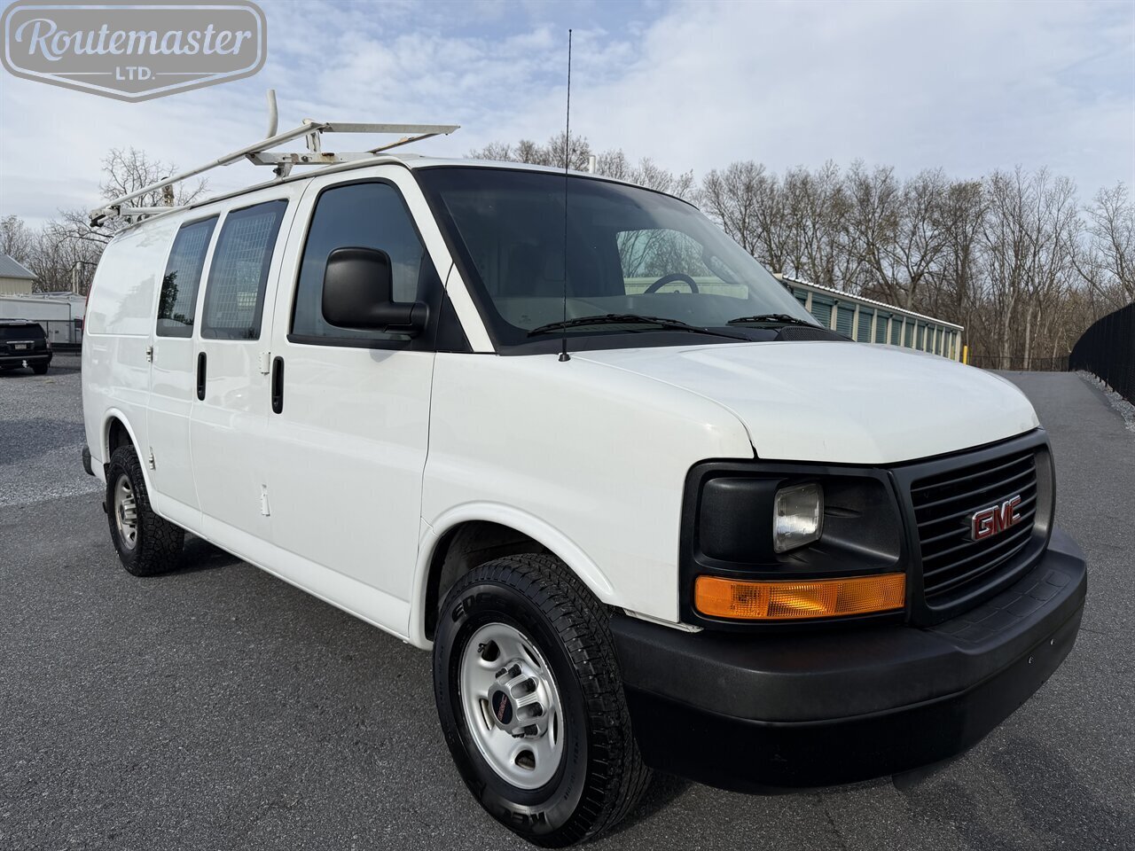 2016 GMC Savana 3500 Cargo   - Photo 1 - Mount Joy, PA 17552