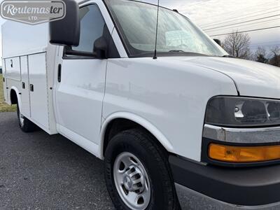 2019 Chevrolet Express 3500 10' Utility   - Photo 33 - Mount Joy, PA 17552