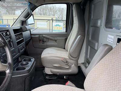 2019 Chevrolet Express 3500 10' Utility   - Photo 25 - Mount Joy, PA 17552