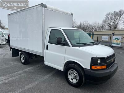 2017 Chevrolet Express 3500 12' Box   - Photo 9 - Mount Joy, PA 17552